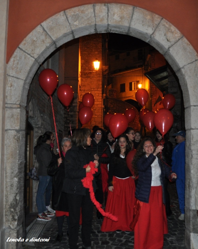 flash mob, violenza donne, lenola, piazza cavour