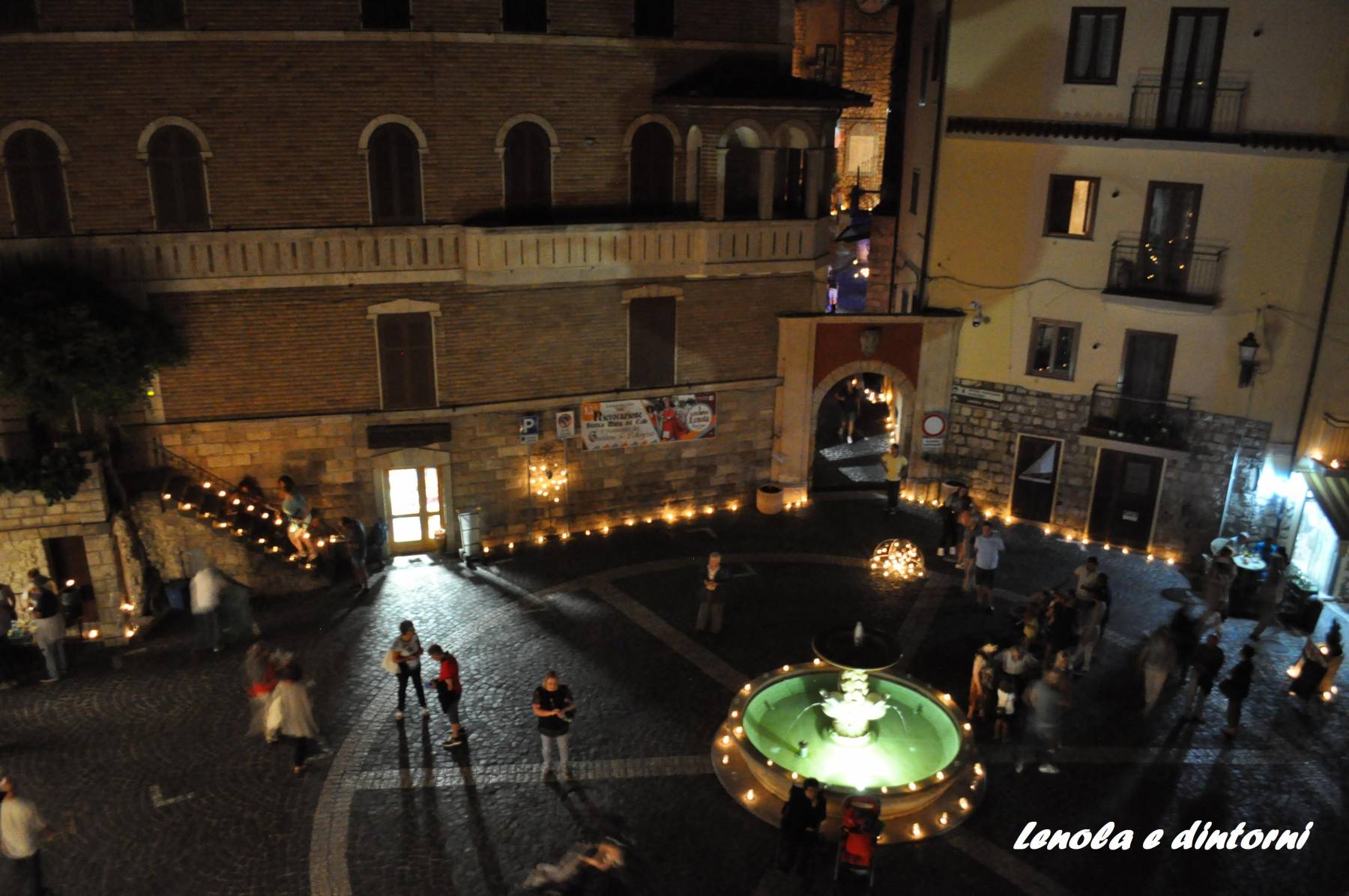 Notte delle candele, un borgo mile candele, lenola