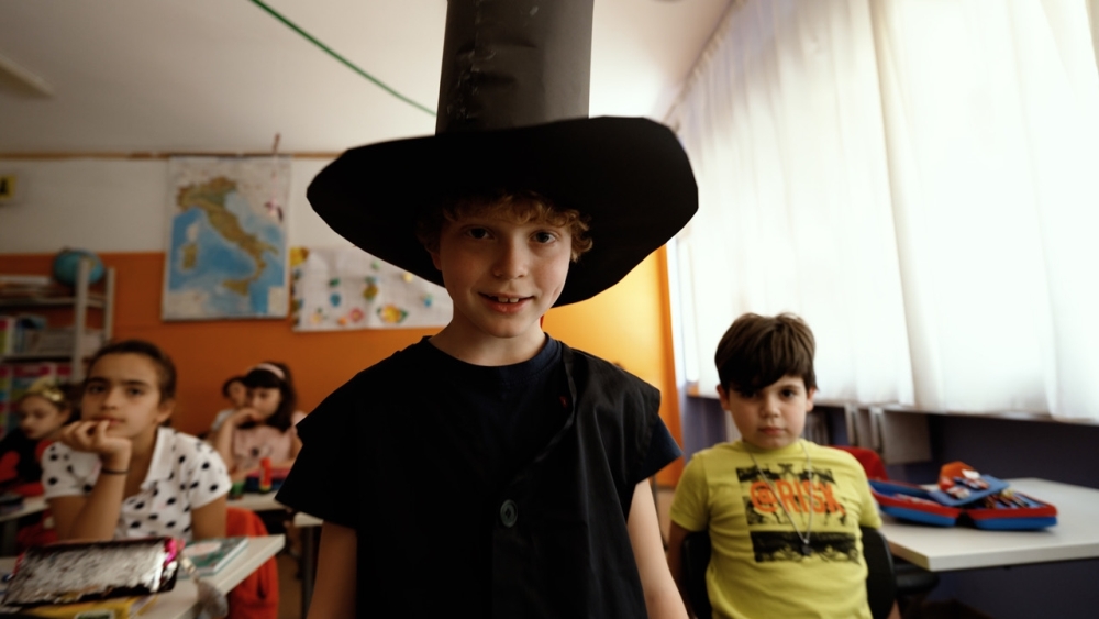 Alice nella Dad delle meraviglie, Scuola Primaria Aldo Moro IC Margaritone (AR), Francesco Faralli, Inventa un Film, Lenola, festival lenola, cortometraggio scuola, cortometraggi scuole, cortometraggi scolastiche, cortometraggi ragazze, corto scuola, corti scuole, 