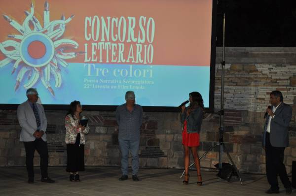 concorso letterario tre colori 2021, aggiornamenti concorso letteraro tre colori, concorsi letterari 2021, concorso letterario 2021