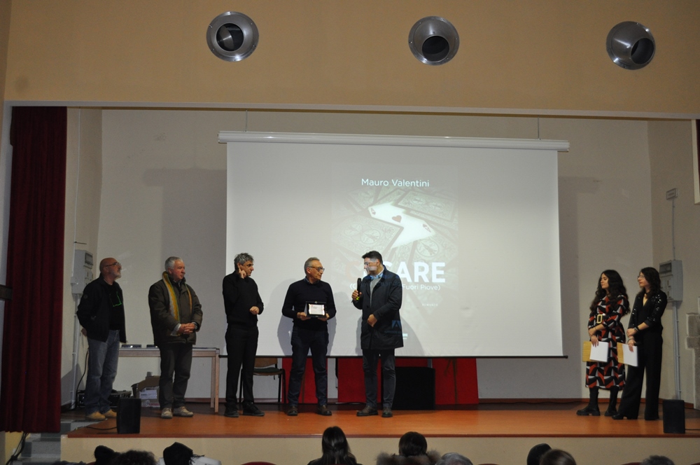 tre colori libri e romanzi, premiazione bianco avorio , quinto concorso tre colori, Cesare come quando fuori piove, Mauro Valentini